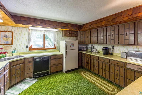 $369,000 | 14108 Fall Lake Road, Ely, MN 55731
