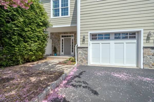 $5,800 | 170 Madison Avenue, Unit 4, Morristown, NJ 07960