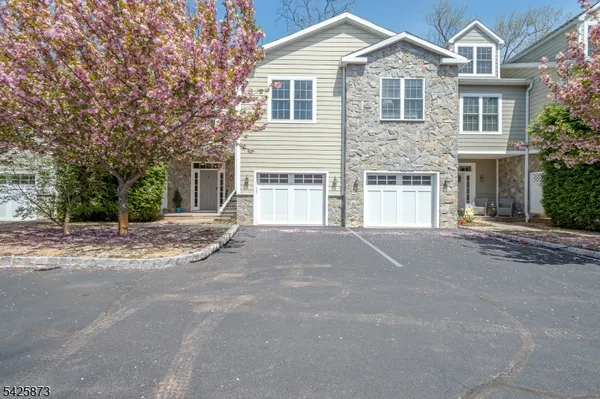 $5,800 | 170 Madison Avenue, Unit 4, Morristown, NJ 07960