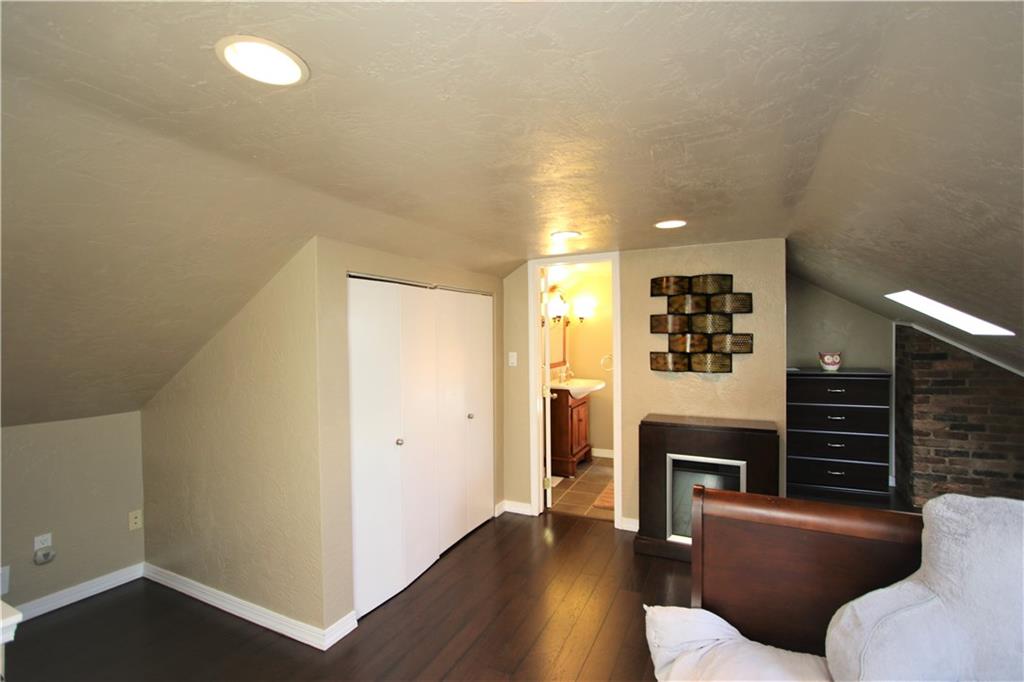 3220 Mary Street Pittsburgh, PA 15203 - Photo 22 of 24