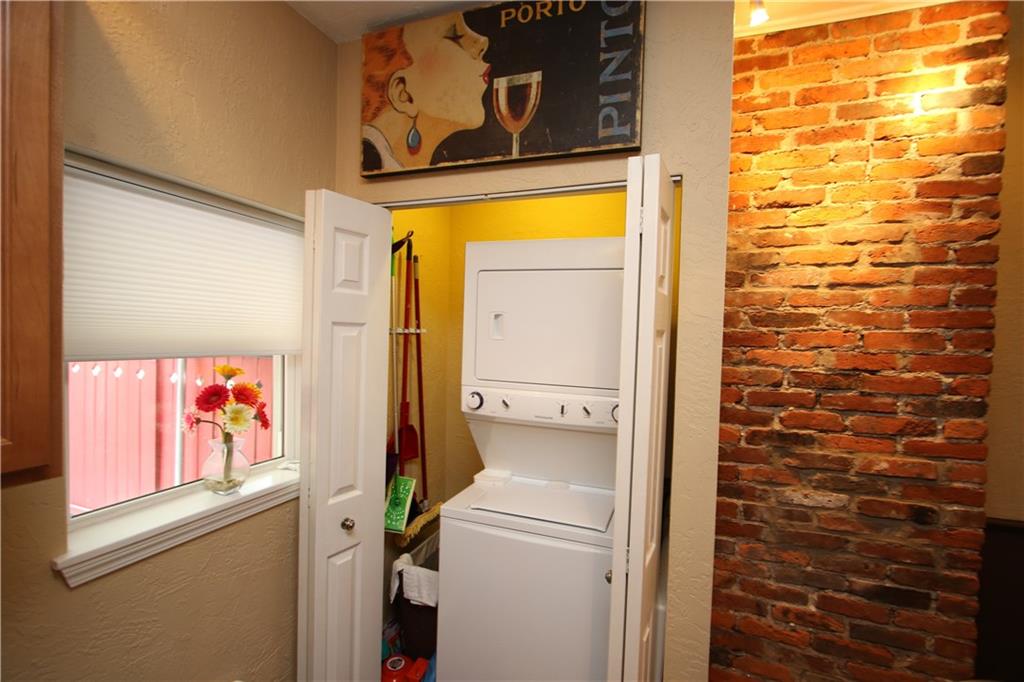 3220 Mary Street Pittsburgh, PA 15203 - Photo 5 of 24