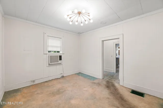 $279,000 | 618 Oak Street, Athens, TN 37303