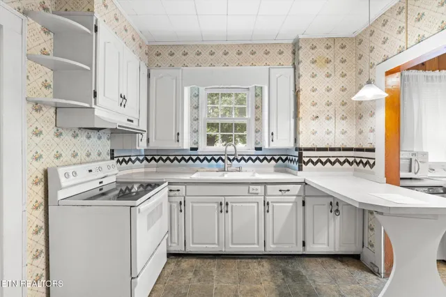 $279,000 | 618 Oak Street, Athens, TN 37303