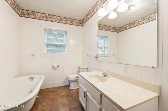 $279,000 | 618 Oak Street, Athens, TN 37303