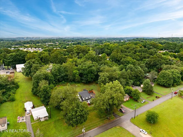 $279,000 | 618 Oak Street, Athens, TN 37303