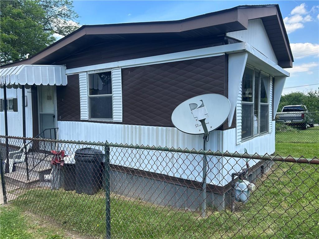 419 Short Street Derry, PA 15627 - Photo 2 of 23