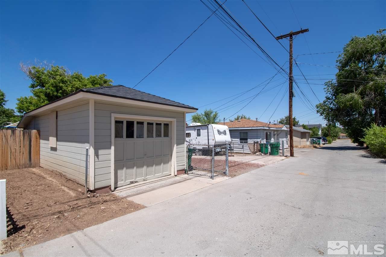 520 Claremont Street Reno, NV 89502 - Photo 21 of 22 a view of a house with a patio
