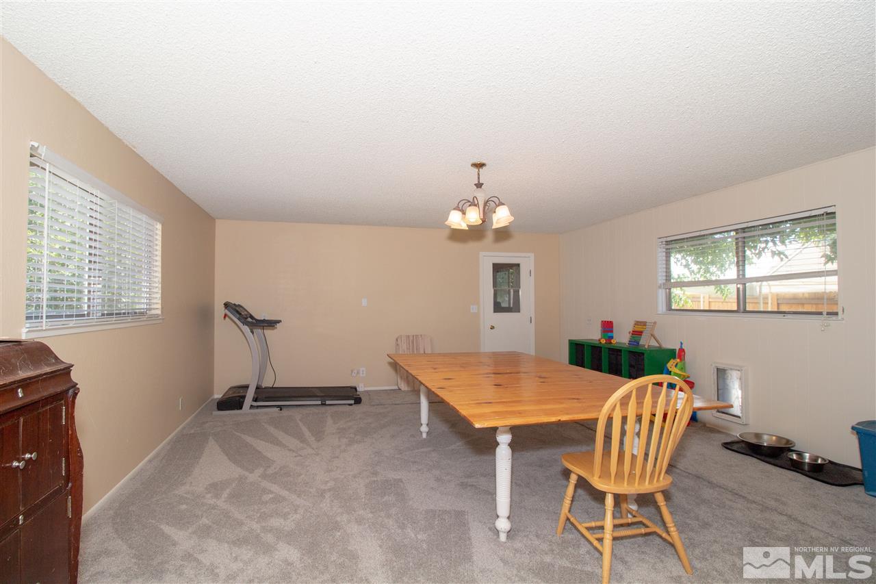 520 Claremont Street Reno, NV 89502 - Photo 6 of 22 a dining room with furniture and window
