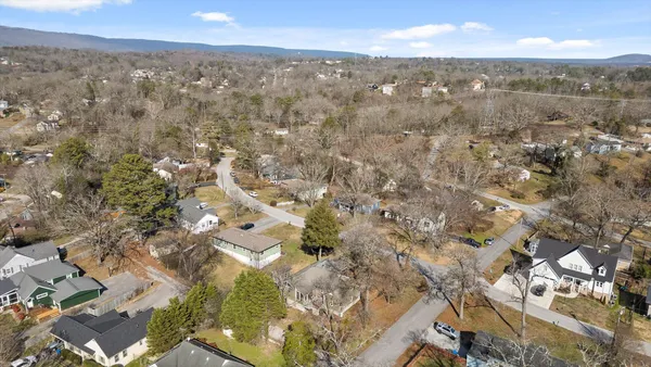 $2,500 | 844 Linden Hall Road, Chattanooga, TN 37415