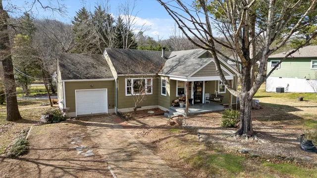 $2,500 | 844 Linden Hall Road, Chattanooga, TN 37415
