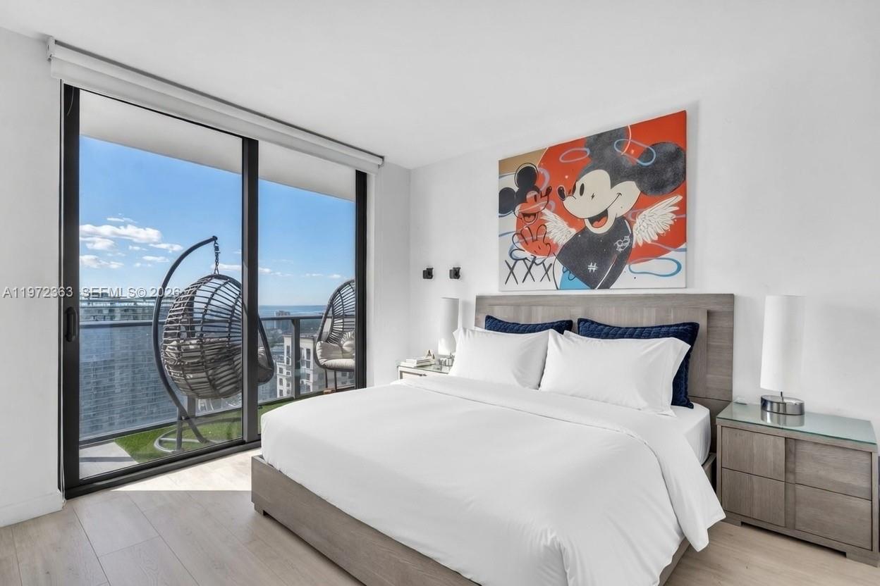 55 Southwest 9th Street, Unit 3703 Miami, FL 33130 - Photo 14 of 38