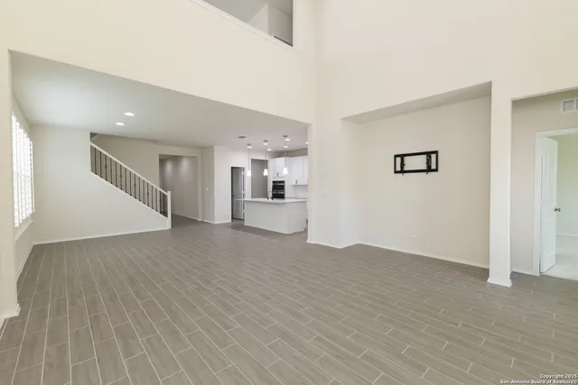 $3,000 | 353 Aberdeen, Boerne, TX 78015