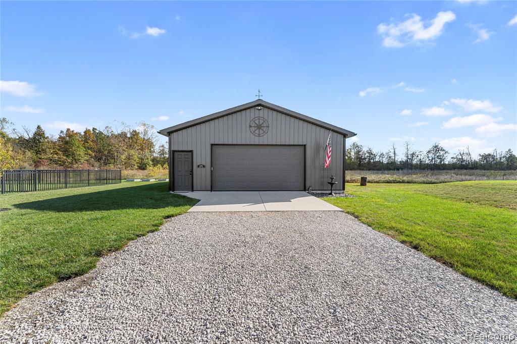 13498 Exeter Road Carleton, MI 48117 - Photo 43 of 57