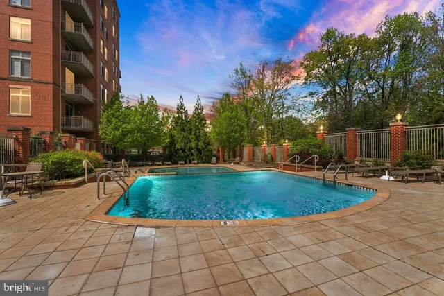 $330,000 | 4490 Market Commons Drive, Unit 312, Fairfax, VA 22033
