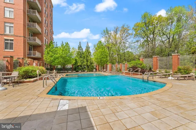 $330,000 | 4490 Market Commons Drive, Unit 312, Fairfax, VA 22033