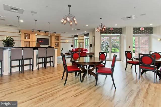 $330,000 | 4490 Market Commons Drive, Unit 312, Fairfax, VA 22033