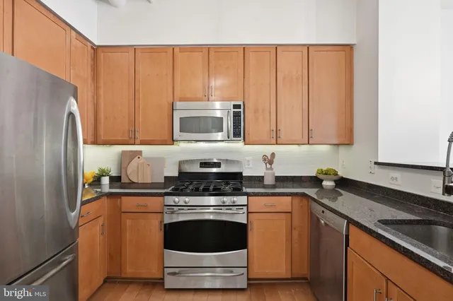 $330,000 | 4490 Market Commons Drive, Unit 312, Fairfax, VA 22033