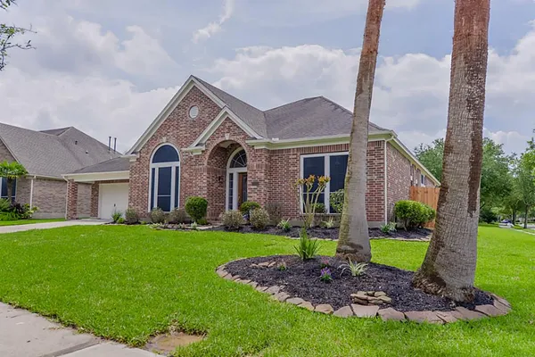 $3,700 | 2387 Marina View Way, League City, TX 77573