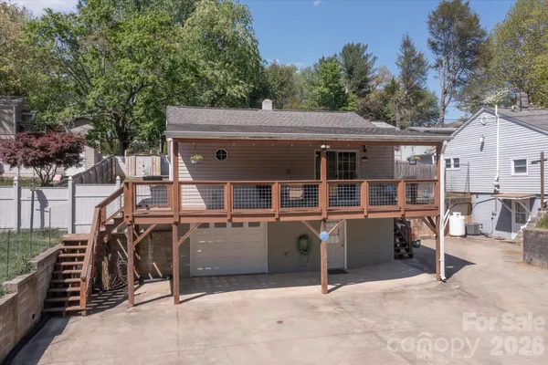 $319,500 | 31 Huffman Road, Asheville, NC 28806