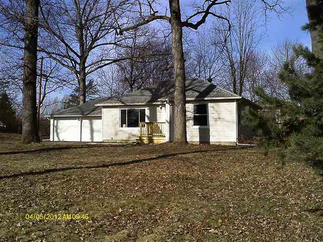 618 South Hadley Road Fort Wayne, IN 46804 - Photo 2 of 15