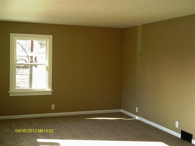 618 South Hadley Road Fort Wayne, IN 46804 - Photo 13 of 15