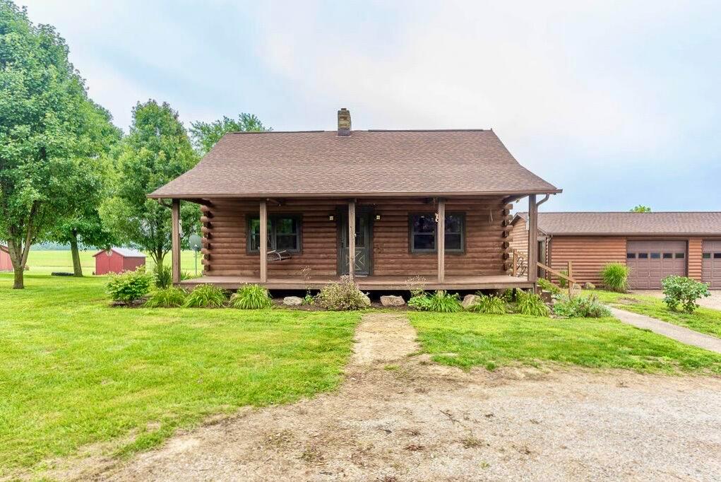 17679 Murray Road Mount Vernon, OH 43050 - Photo 2 of 40 1-2