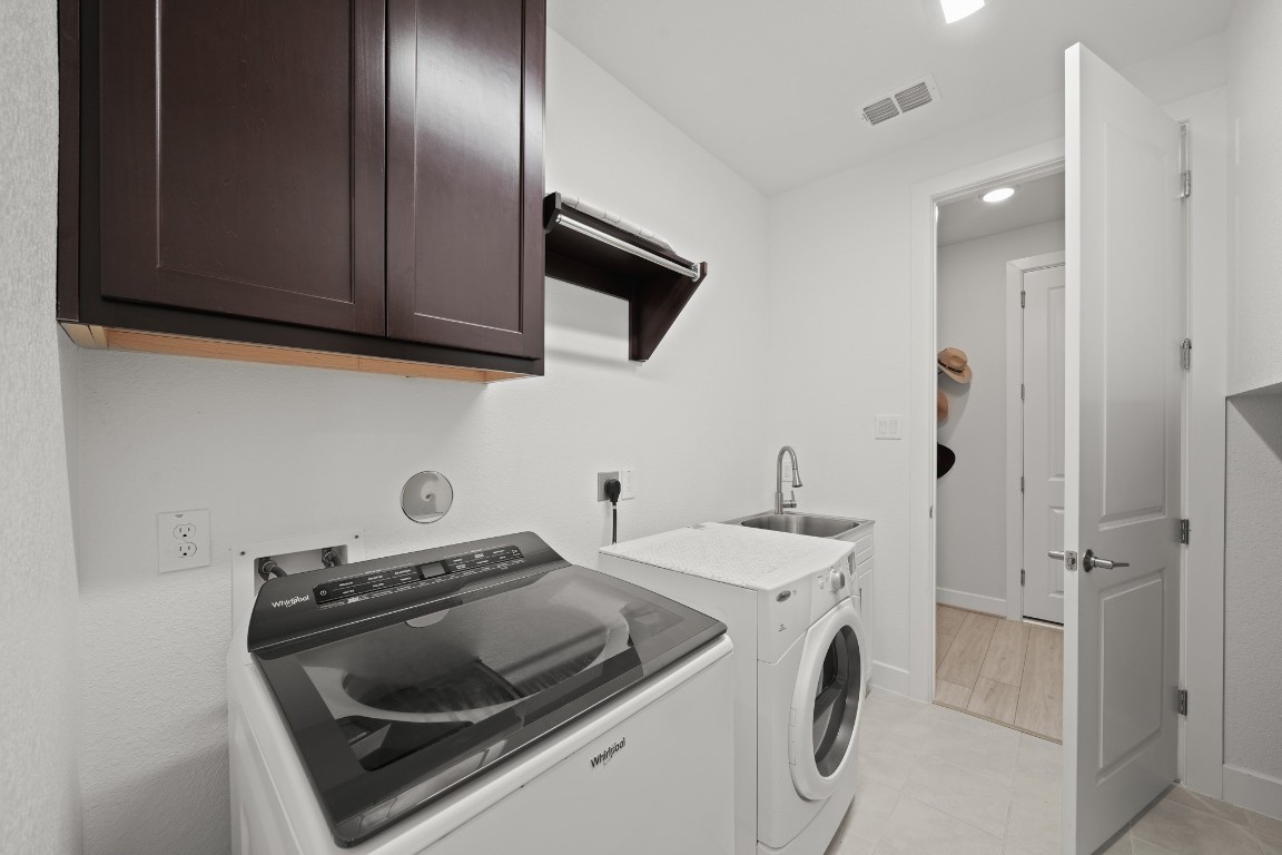 4702 Llano Loop Sugar Land, TX 77479 - Photo 26 of 50