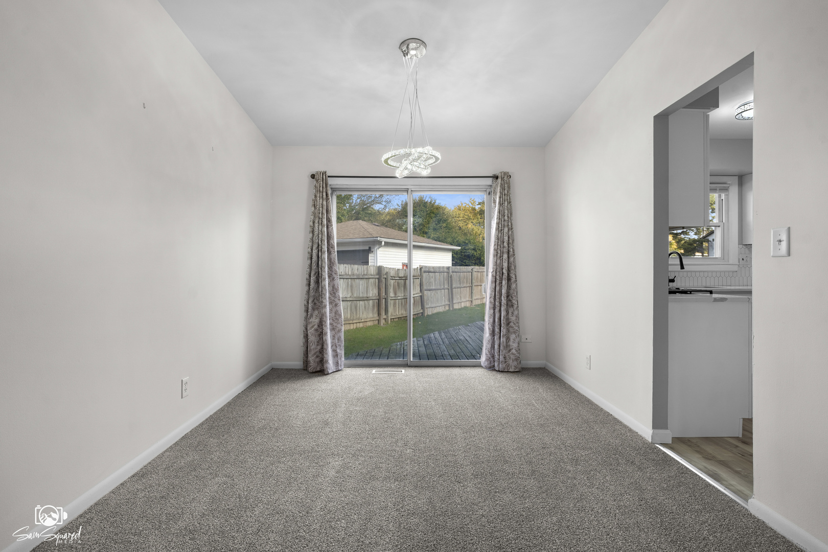 118 Camelot Way Bolingbrook, IL 60440 - Photo 23 of 32 a view of livingroom with window
