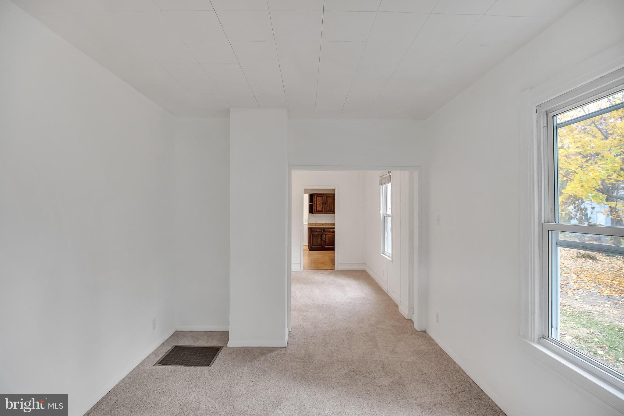 1212 Bridgeboro Road Edgewater Park, NJ 08010 - Photo 11 of 31 Gallery Image 11