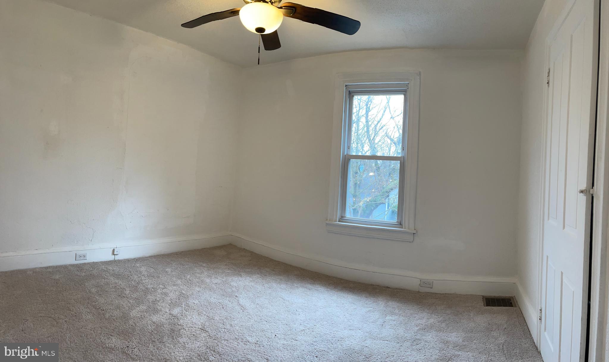 1212 Bridgeboro Road Edgewater Park, NJ 08010 - Photo 17 of 31 Gallery Image 17