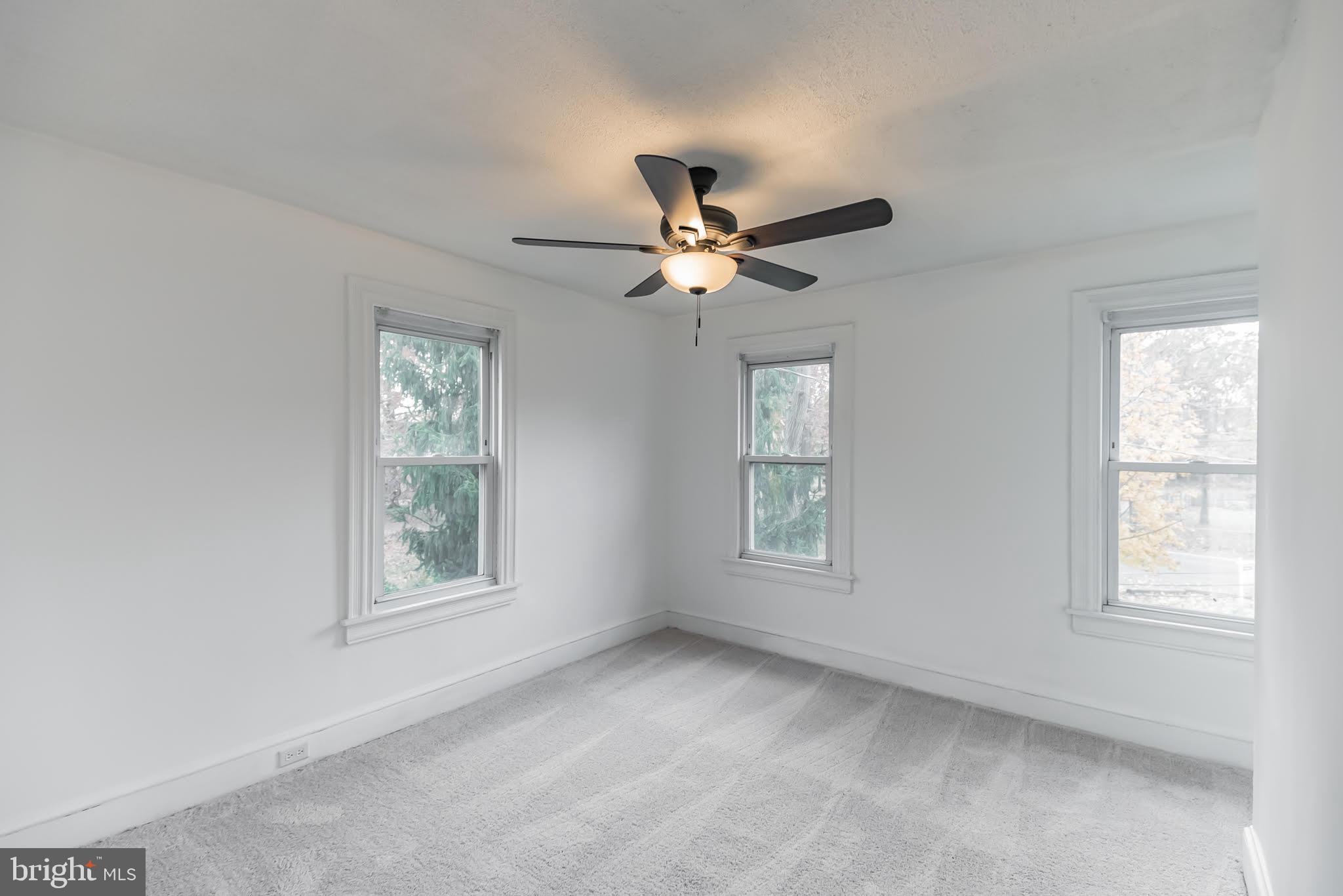 1212 Bridgeboro Road Edgewater Park, NJ 08010 - Photo 18 of 31 Gallery Image 18