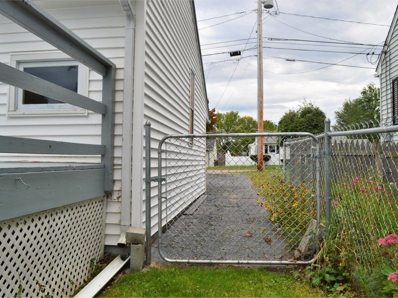 36 Turf Road Burlington, VT 05408 - Photo 35 of 36 Gallery Image 35