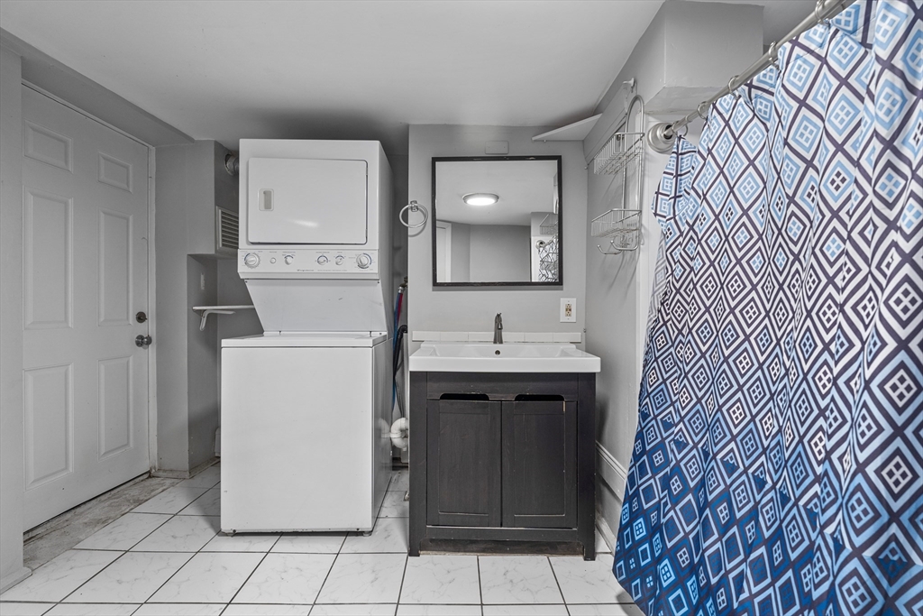 110 West 3rd Street, Unit 1 Boston, MA 02127 - Photo 8 of 9