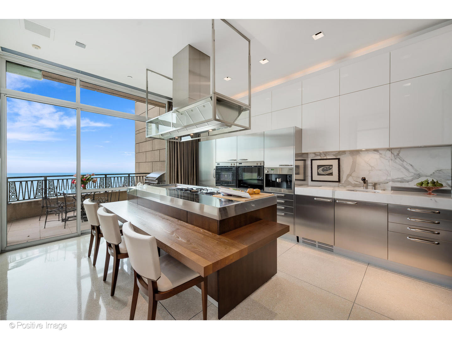 800 North Michigan Avenue, Unit 60PHN Chicago, IL 60611 - Photo 22 of 56