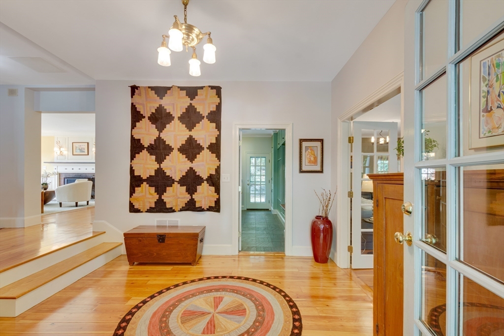 63 Conant Road Lincoln, MA 01773 - Photo 7 of 42