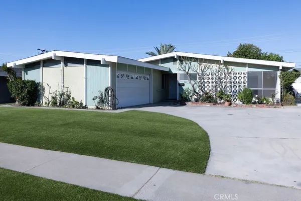 $949,989 | 7451 Blackhawk Circle, Buena Park, CA 90620