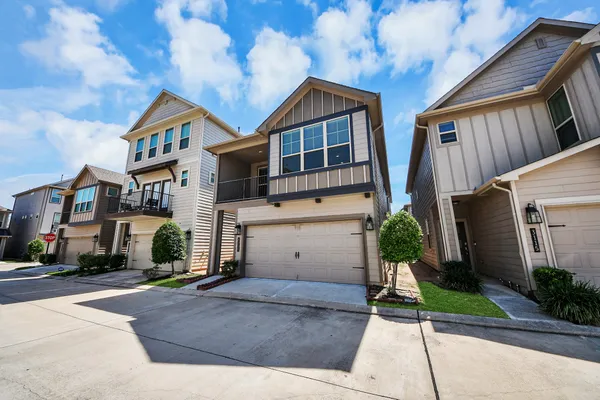 $2,500 | 3111 Dakota Falls Drive, Houston, TX 77063