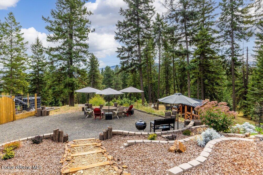 2898 South Huntsman Road Coeur D'Alene, ID 83814 - Photo 42 of 48 Landscaping