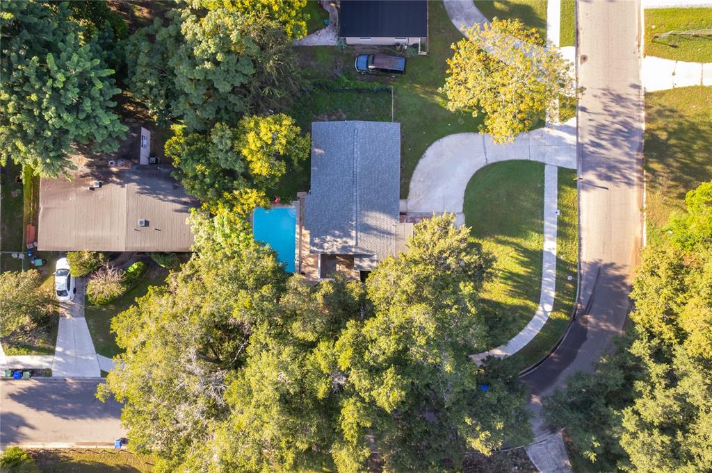 3913 Pine Ridge Road Orlando, FL 32808 - Photo 6 of 28 Gallery Image 6