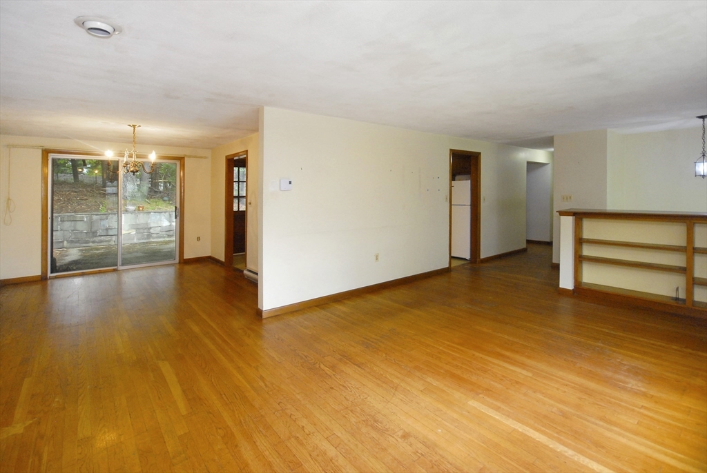 6 Shagbark Road Concord, MA 01742 - Photo 3 of 19 Gallery Image 3