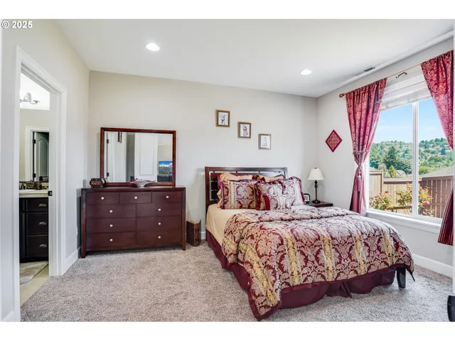 $950,000 | 10703 Northwest Glenmore Way, Portland, OR 97229