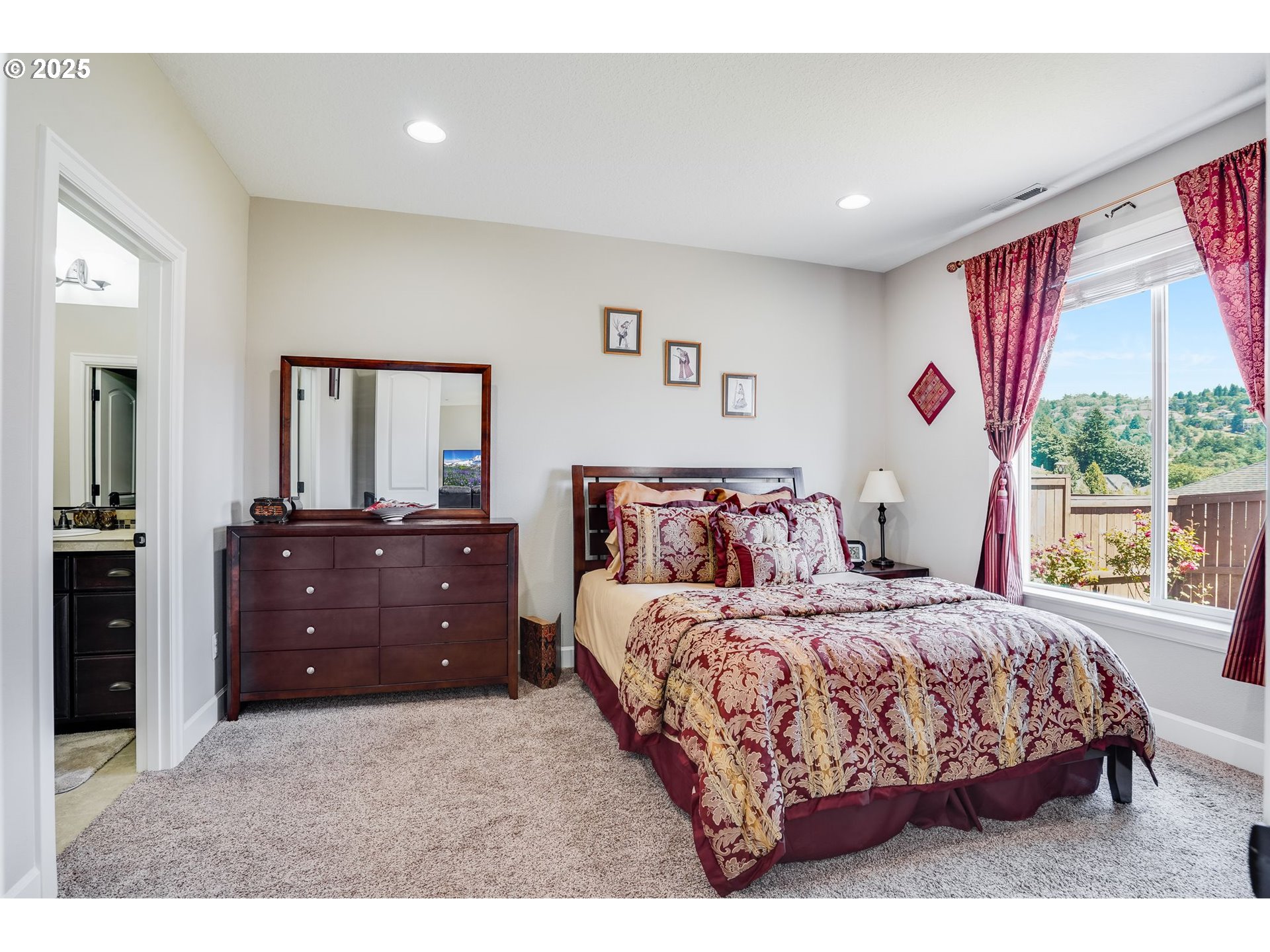 10703 Northwest Glenmore Way Portland, OR 97229 - Photo 11 of 37