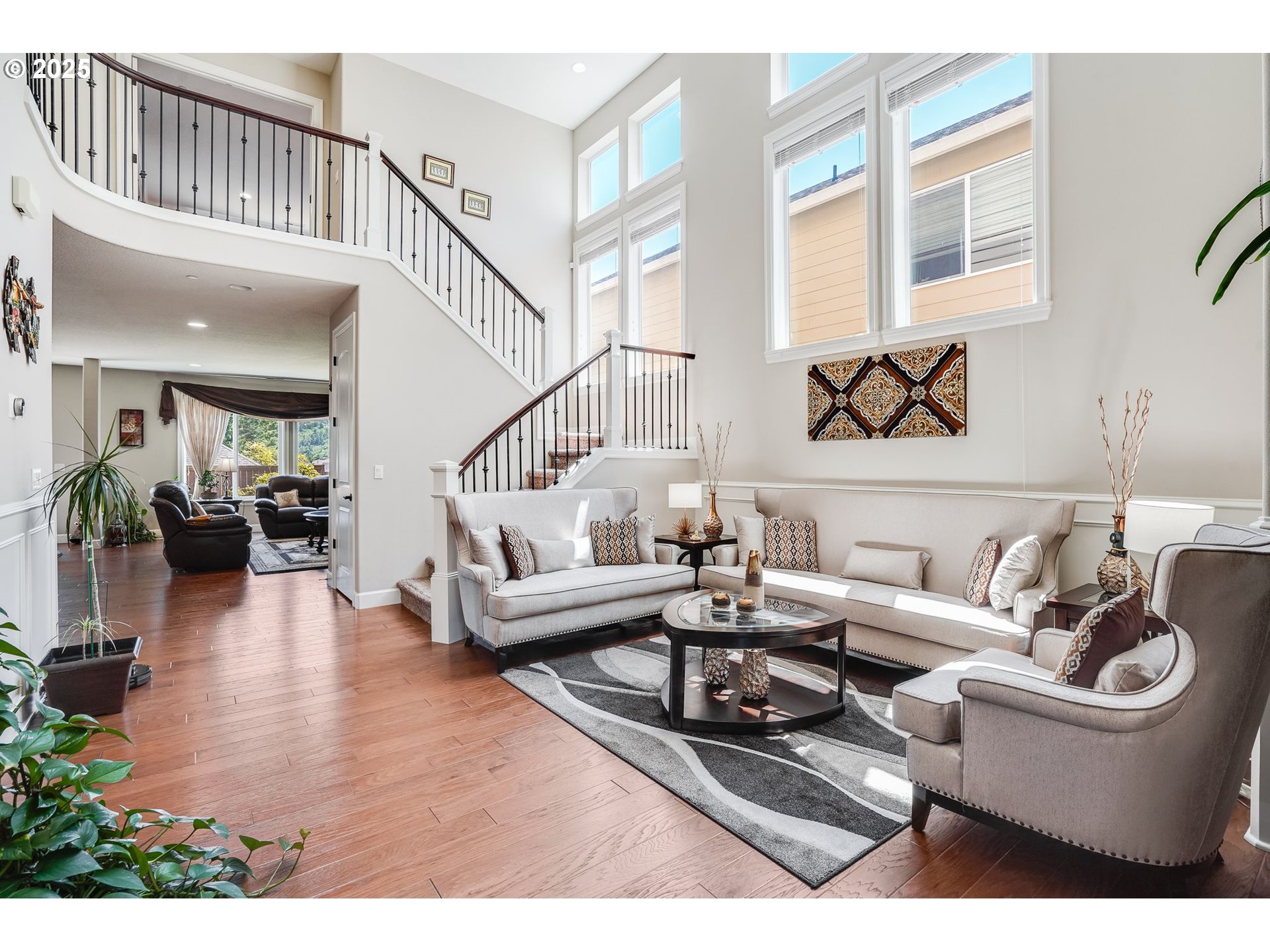 10703 Northwest Glenmore Way Portland, OR 97229 - Photo 2 of 37