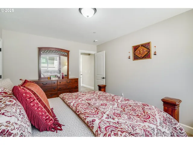 $950,000 | 10703 Northwest Glenmore Way, Portland, OR 97229