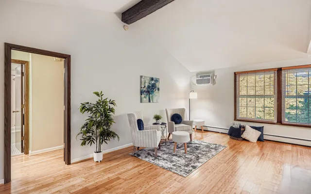 $117,000 | 4406 Cedar Lake Road, Unit 7, St. Louis Park, MN 55416