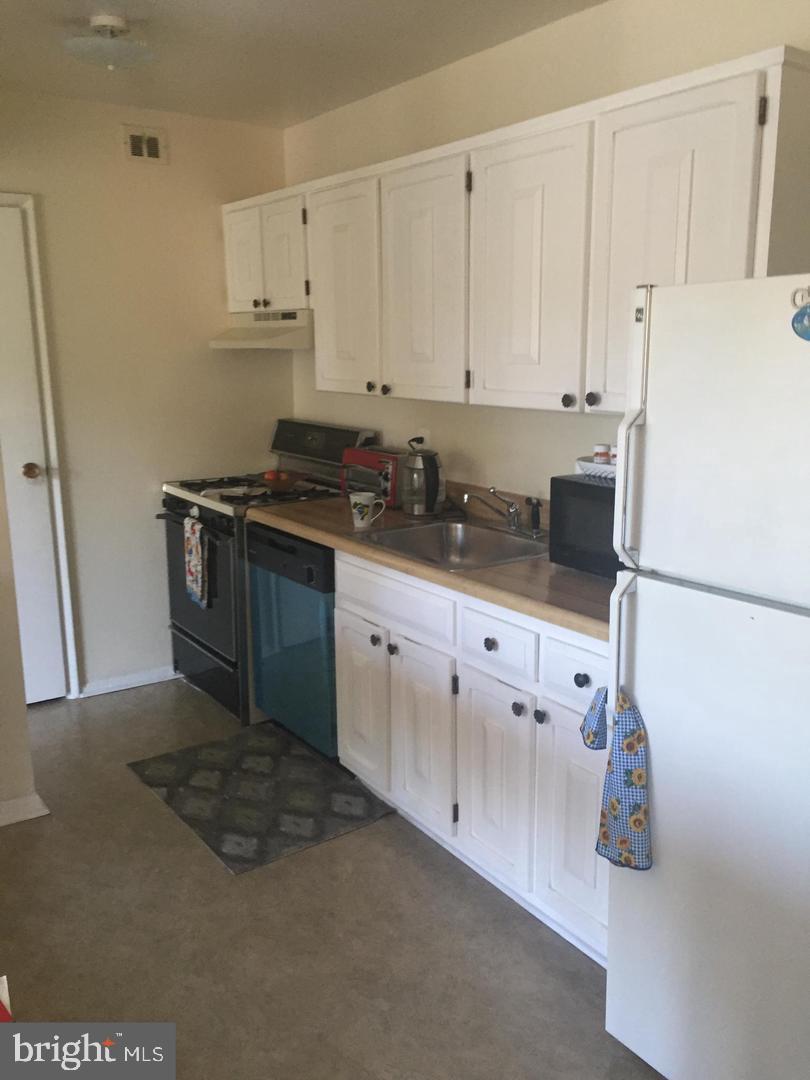 3740 Bel Pre Road, Unit 14 Silver Spring, MD 20906 - Photo 10 of 22
