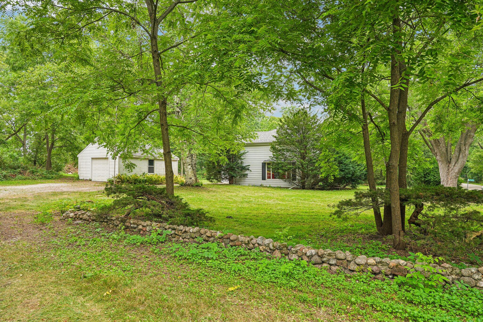 S63W34771 Piper Road Eagle, WI 53119 - Photo 2 of 66 Welcome home