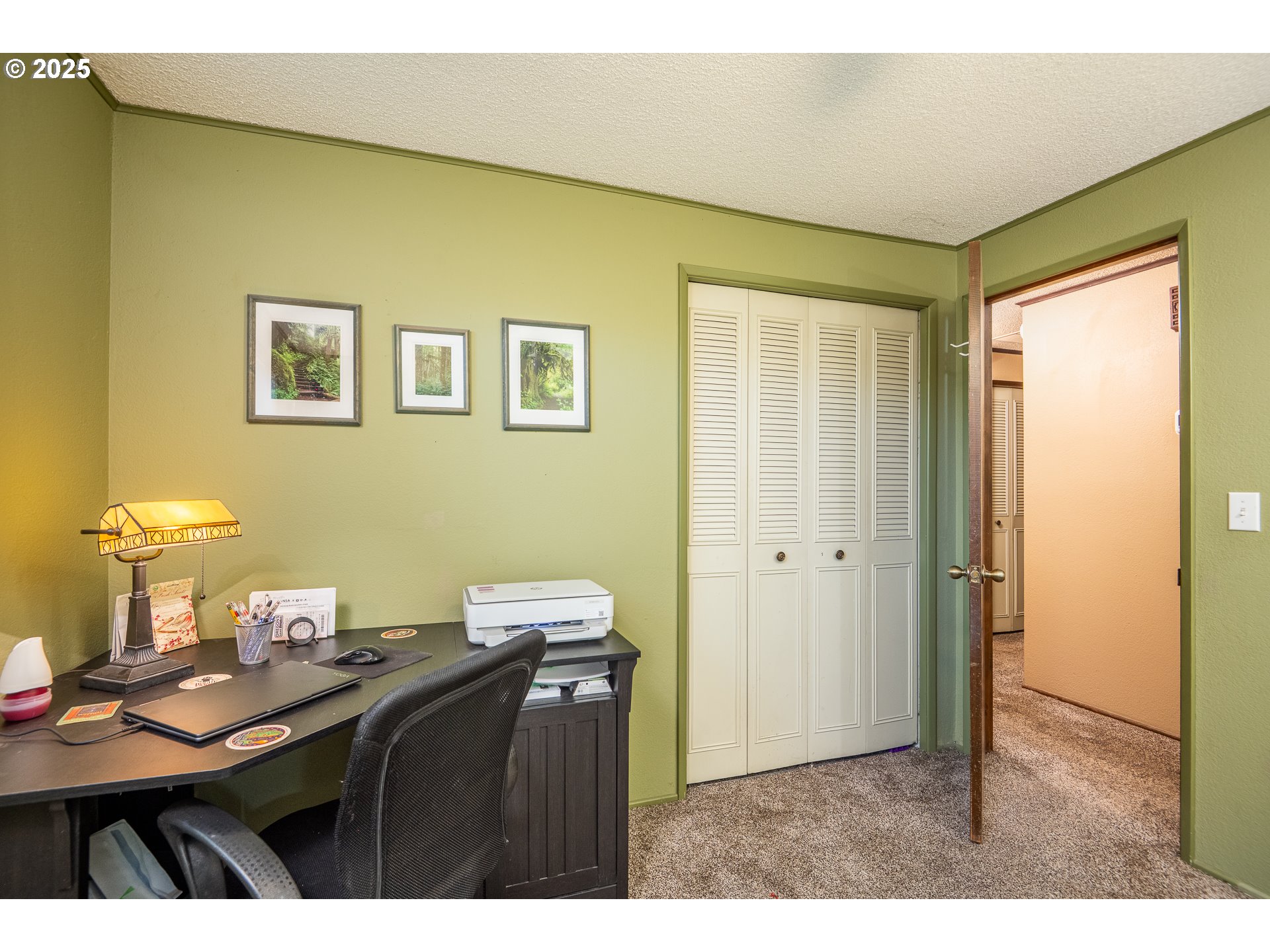 2121 Firth Avenue Springfield, OR 97477 - Photo 30 of 40 a view of a workspace with furniture