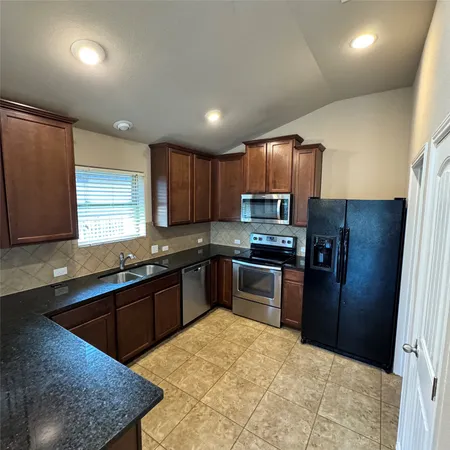 $2,100 | 19308 Stokes Lane, Pflugerville, TX 78660
