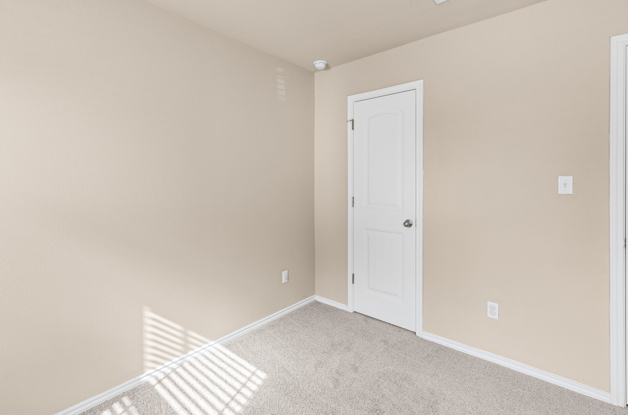 19308 Stokes Lane Pflugerville, TX 78660 - Photo 15 of 27 a view of an empty room